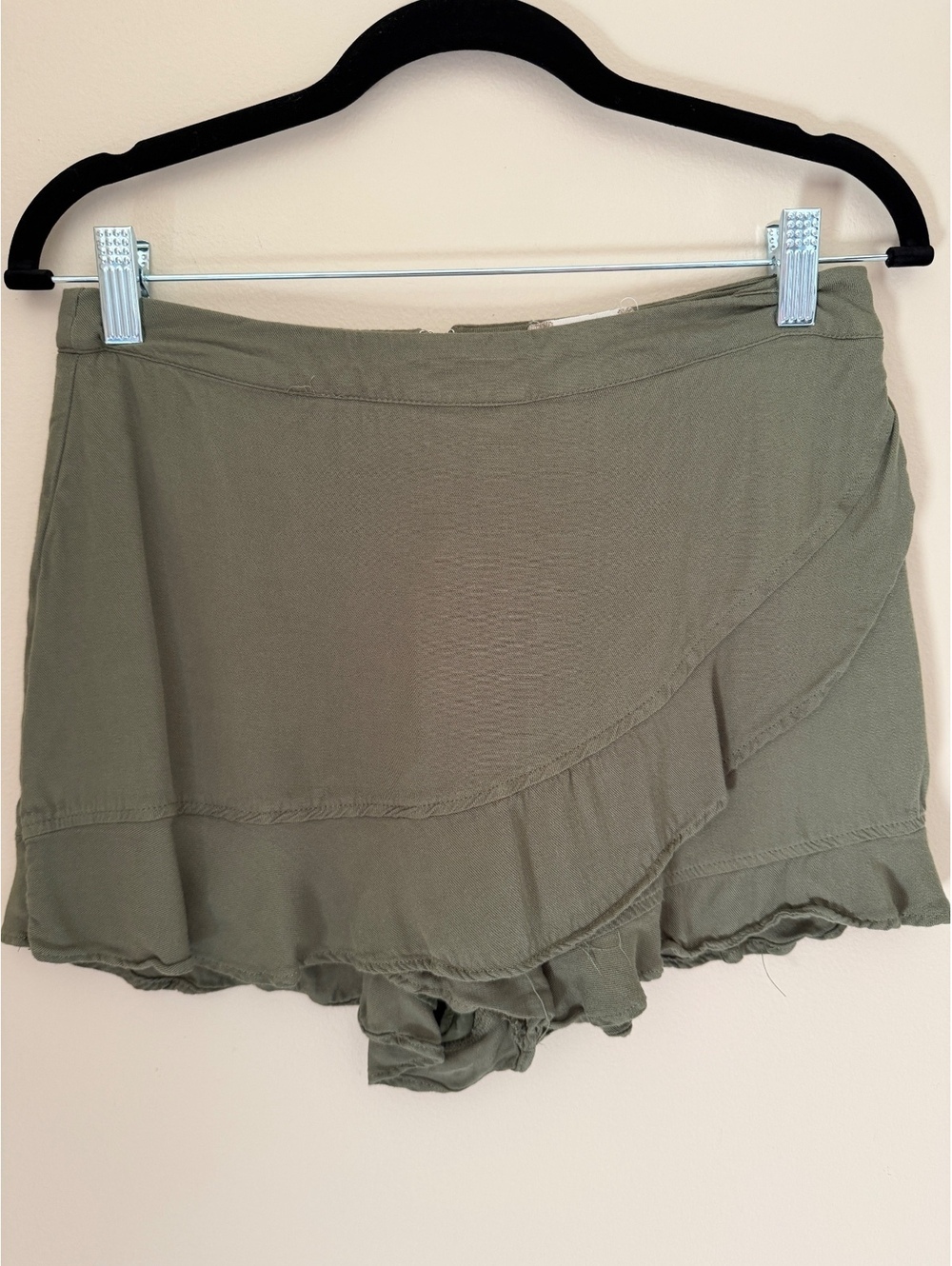 M Altar’d State skort/shorts, army green